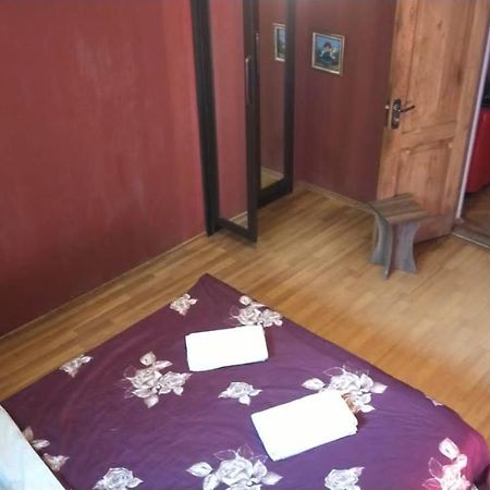Your Hostel 第比利斯 外观 照片