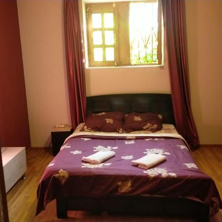 Your Hostel 第比利斯 外观 照片