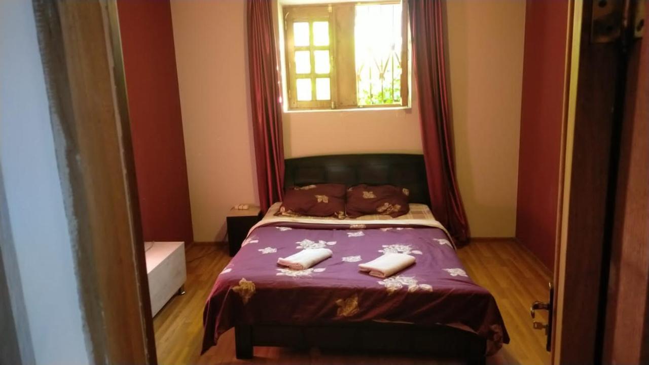 Your Hostel 第比利斯 外观 照片